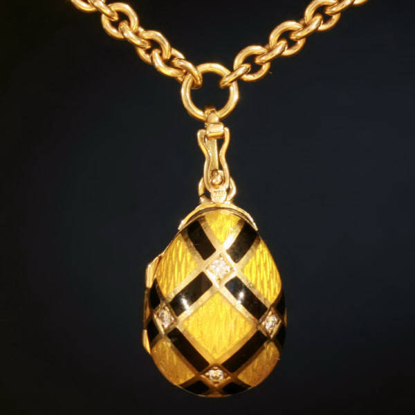 Faberge egg shaped locket (image 4 of 8)
